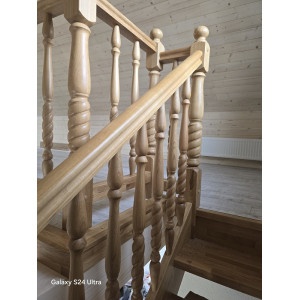 Drevený stĺpik zábradlia T-2b