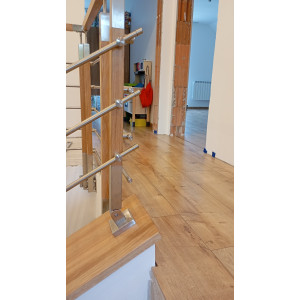 Stĺpik pre zábradlie Nerez/Drevo s nastaviteľným uhlom