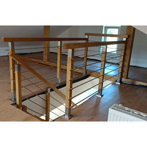 Stĺpik pre zábradlie 60x60mm nerez/drevo č.12