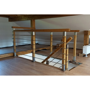 Stĺpik pre zábradlie 60x60mm nerez/drevo č.12