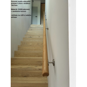 Drevené madlo zábradlia priemer 5,3cm s drážkou 18x7mm č.2