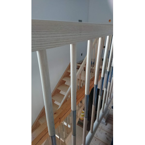 Drevené schody masívne