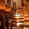 Drevené schody s obrátenou konštrukciou