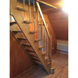 Drevené schody jednoduché