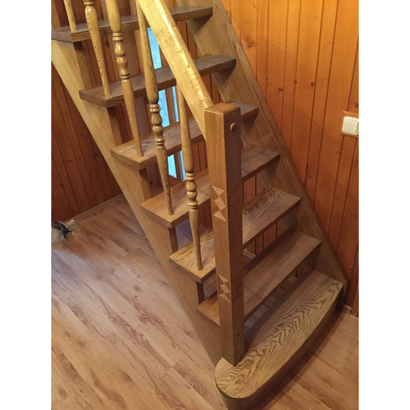 Drevené schody jednoduché